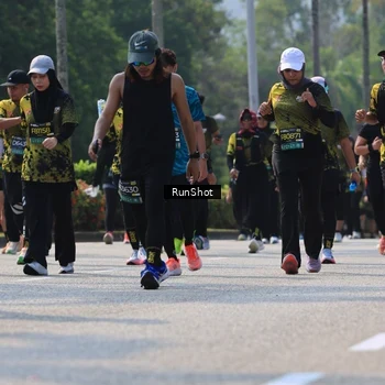 Runner Photo 7052577