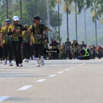 Runner Photo 7052578
