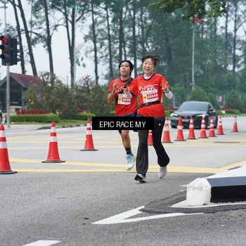 Runner Photo 7052580