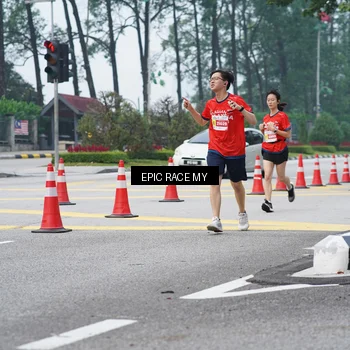 Runner Photo 7052600