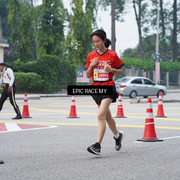 Runner Photo 7052605
