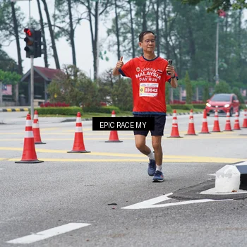Runner Photo 7052607