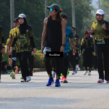 Runner Photo 7052614