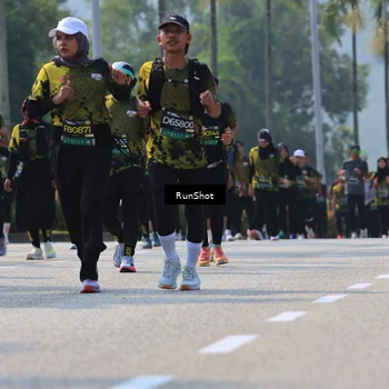 Runner Photo 7052616