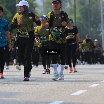 Runner Photo 7052629