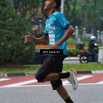 Runner Photo 7052631