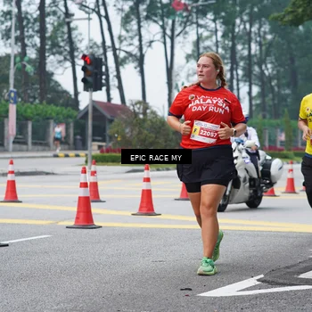 Runner Photo 7052635