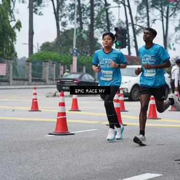 Runner Photo 7052642