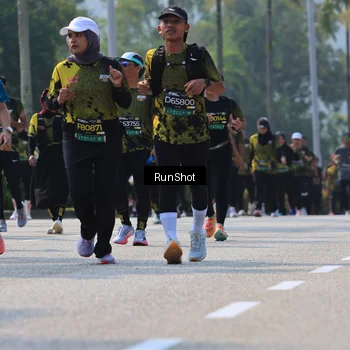 Runner Photo 7052647