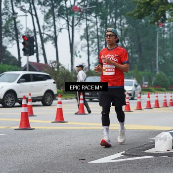 Runner Photo 7052658