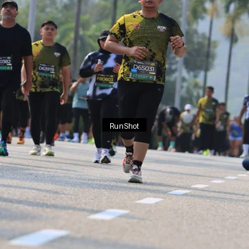 Runner Photo 7052669