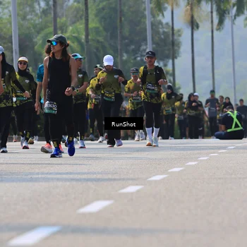 Runner Photo 7052682