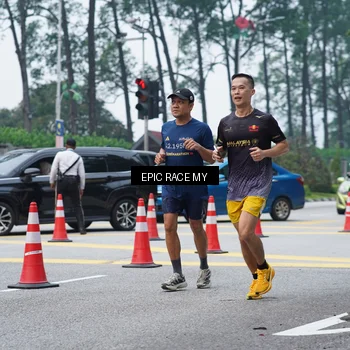 Runner Photo 7052683