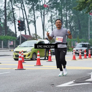 Runner Photo 7052696