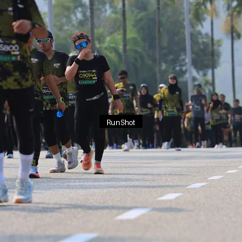 Runner Photo 7052701