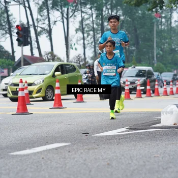 Runner Photo 7052708