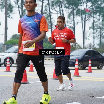 Runner Photo 7052724