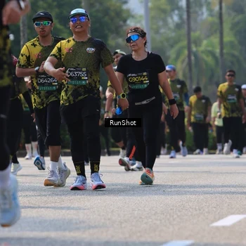 Runner Photo 7052736
