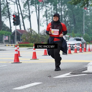 Runner Photo 7052747