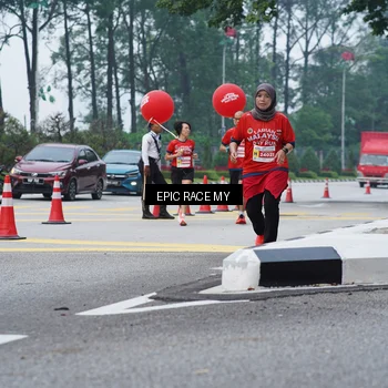 Runner Photo 7052759