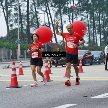 Runner Photo 7052770