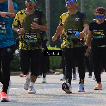 Runner Photo 7052810