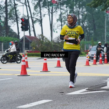 Runner Photo 7052822