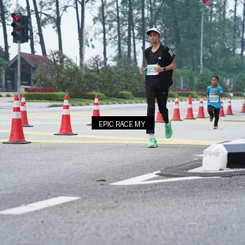 Runner Photo 7052840