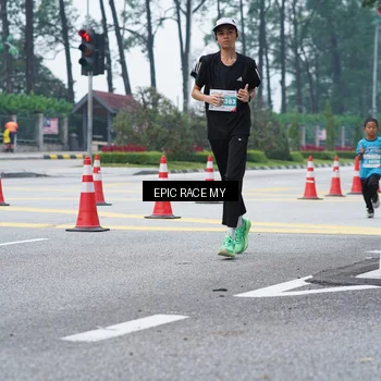Runner Photo 7052842