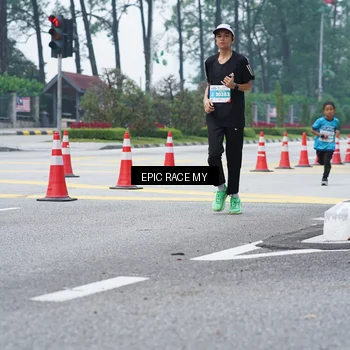Runner Photo 7052845