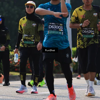 Runner Photo 7052846
