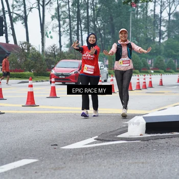 Runner Photo 7052857
