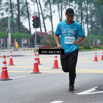 Runner Photo 7052874