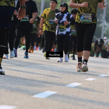 Runner Photo 7052898