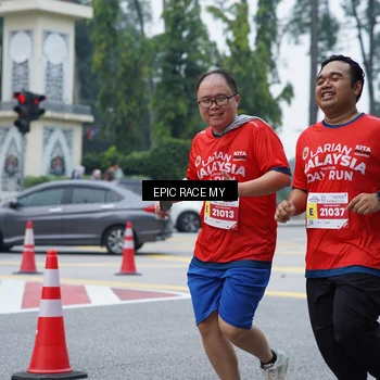 Runner Photo 7052946