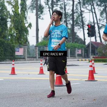 Runner Photo 7052960