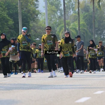 Runner Photo 7052968