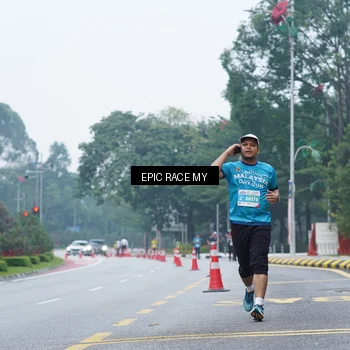 Runner Photo 7052981