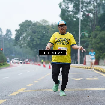 Runner Photo 7053011