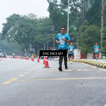 Runner Photo 7053024