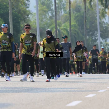 Runner Photo 7053031