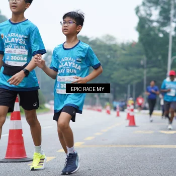 Runner Photo 7053033
