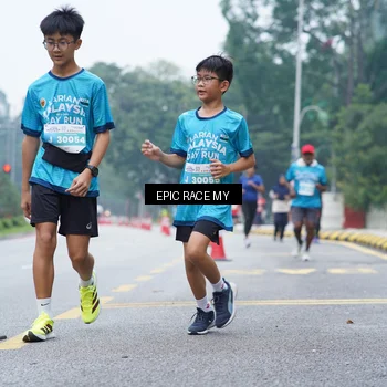 Runner Photo 7053034