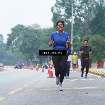 Runner Photo 7053041