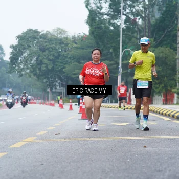 Runner Photo 7053053