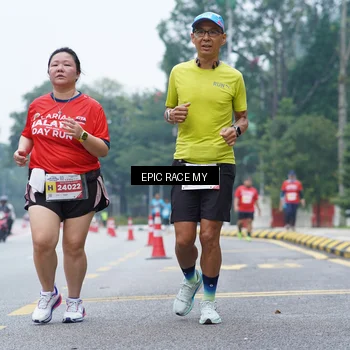 Runner Photo 7053055