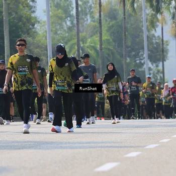 Runner Photo 7053065