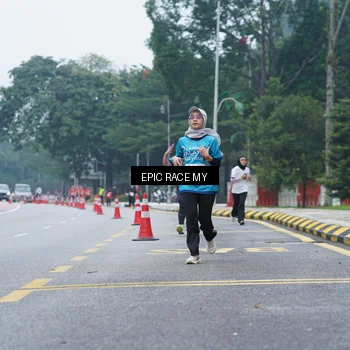 Runner Photo 7053079