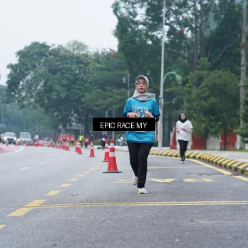 Runner Photo 7053080