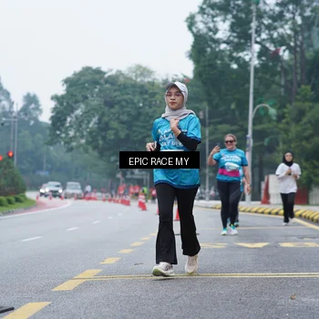 Runner Photo 7053084